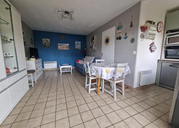 Rez-de-jardin Pres De La Cabourg